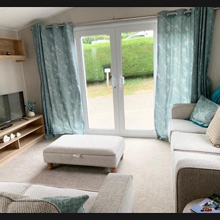 הוילה Exotic 3-Bed Caravan At Newquay Holiday Park מראה חיצוני תמונה