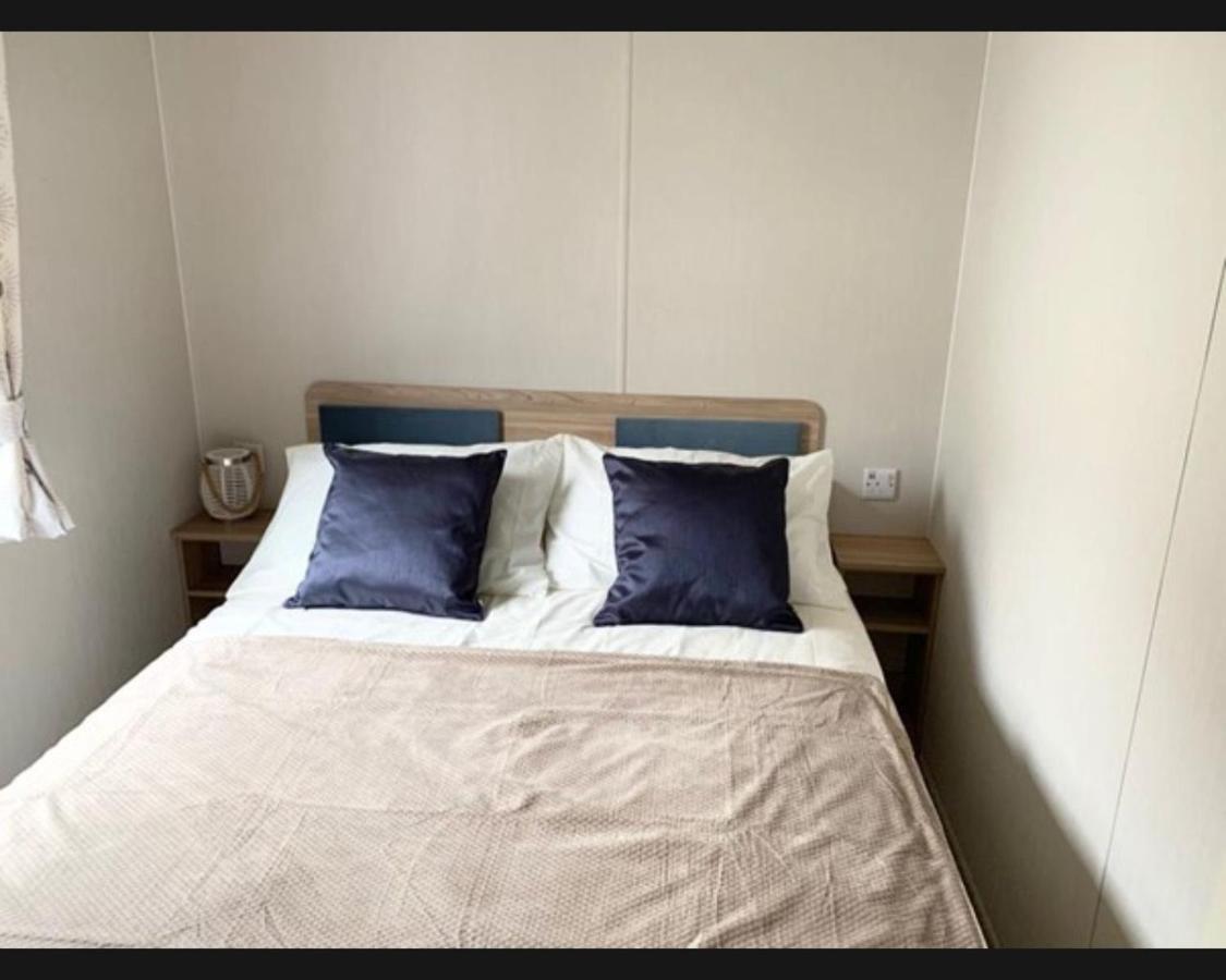 הוילה Exotic 3-Bed Caravan At Newquay Holiday Park מראה חיצוני תמונה