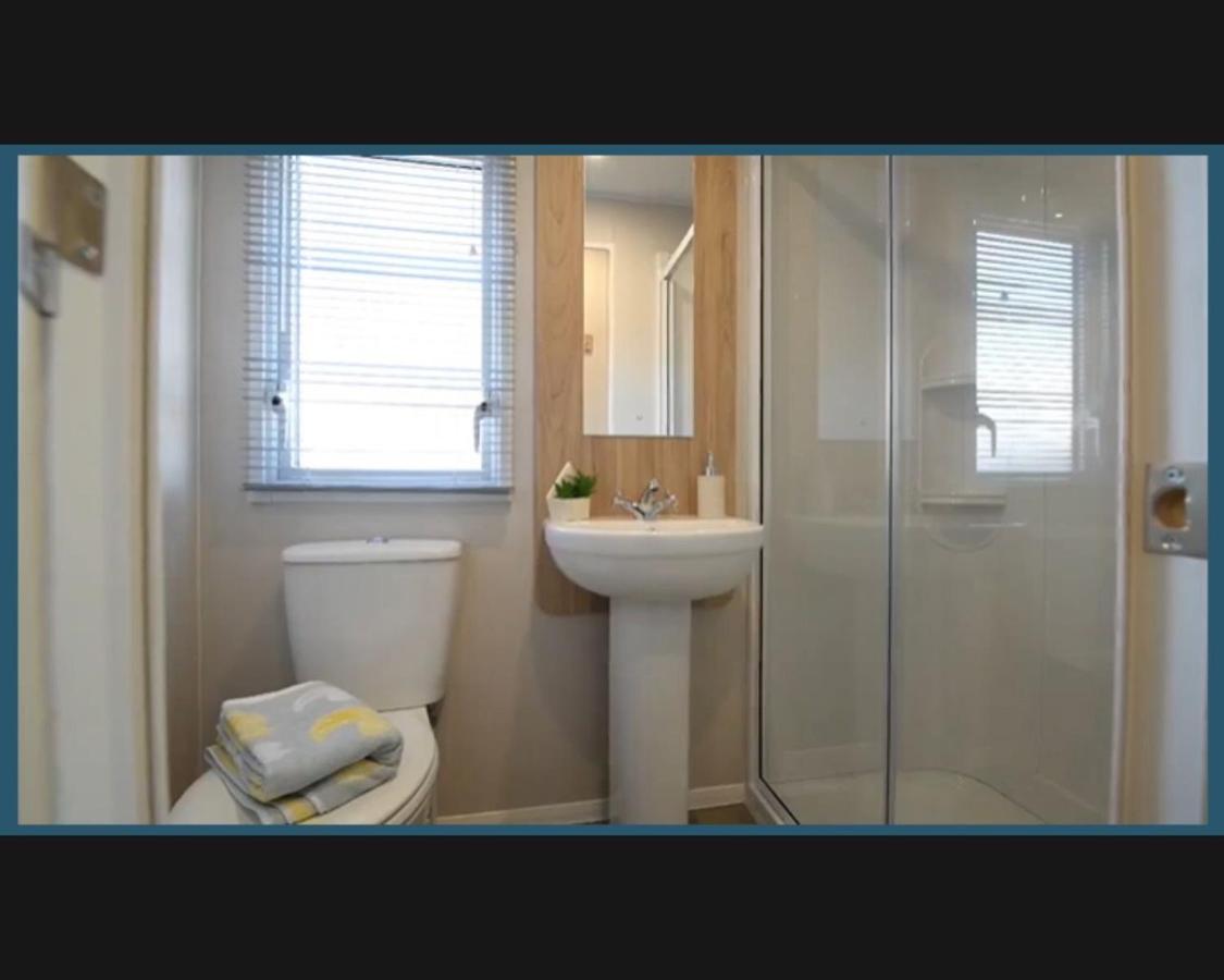 הוילה Exotic 3-Bed Caravan At Newquay Holiday Park מראה חיצוני תמונה