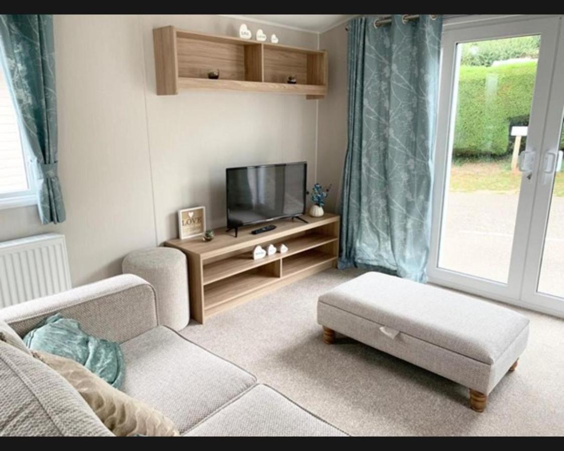 הוילה Exotic 3-Bed Caravan At Newquay Holiday Park מראה חיצוני תמונה