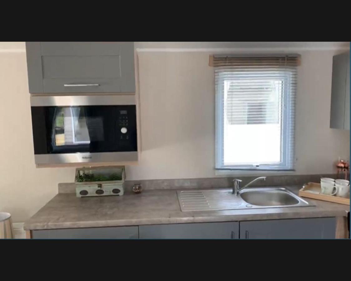 הוילה Exotic 3-Bed Caravan At Newquay Holiday Park מראה חיצוני תמונה
