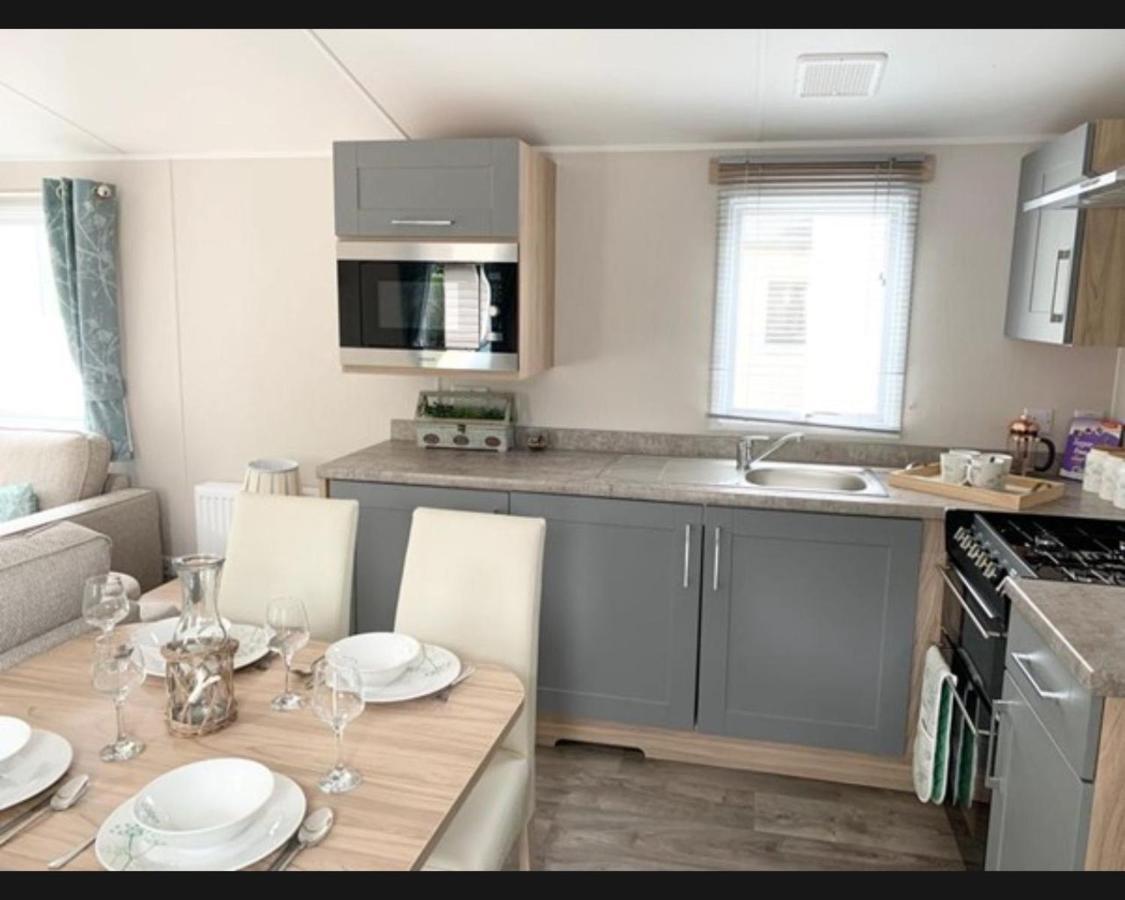 הוילה Exotic 3-Bed Caravan At Newquay Holiday Park מראה חיצוני תמונה
