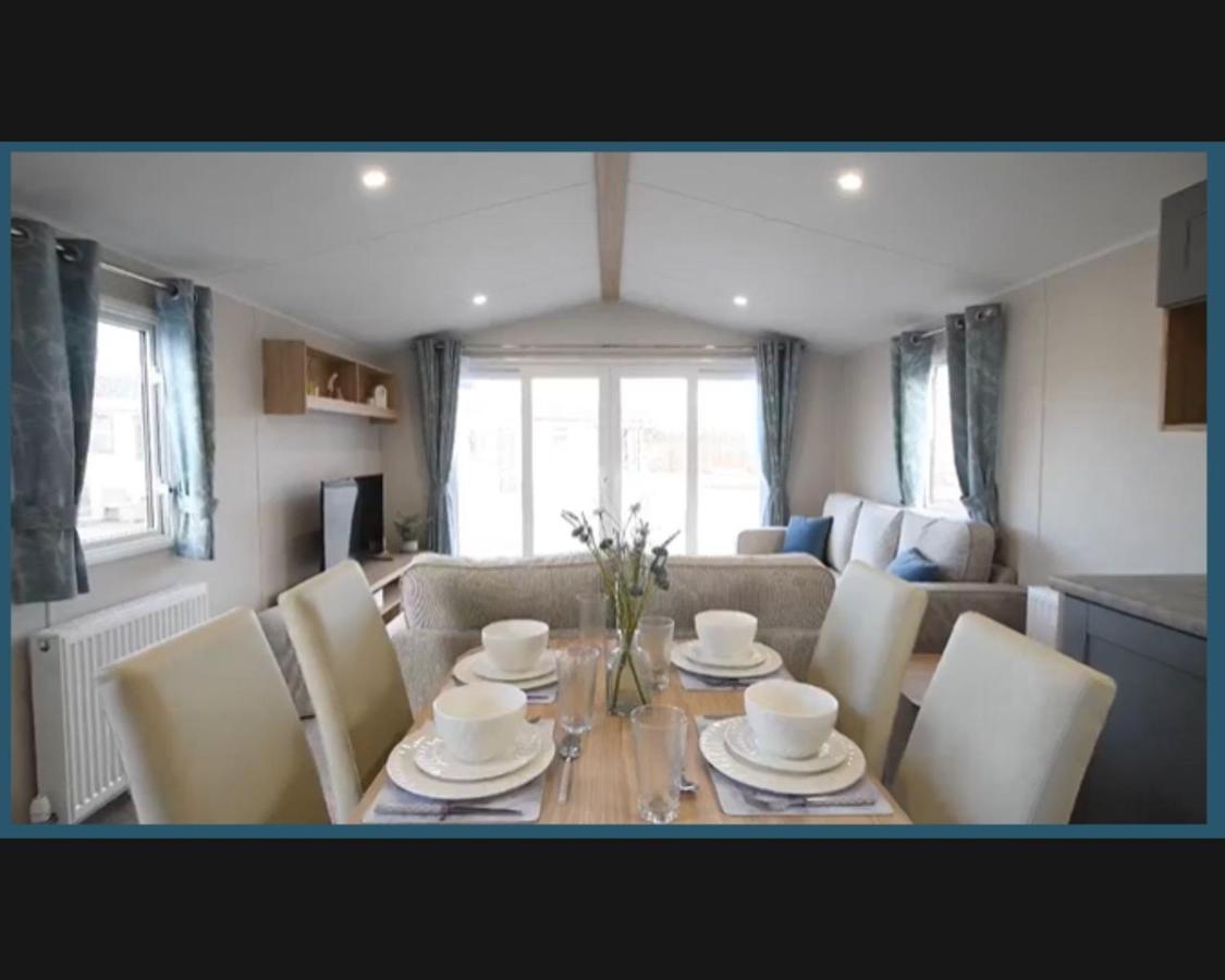 הוילה Exotic 3-Bed Caravan At Newquay Holiday Park מראה חיצוני תמונה