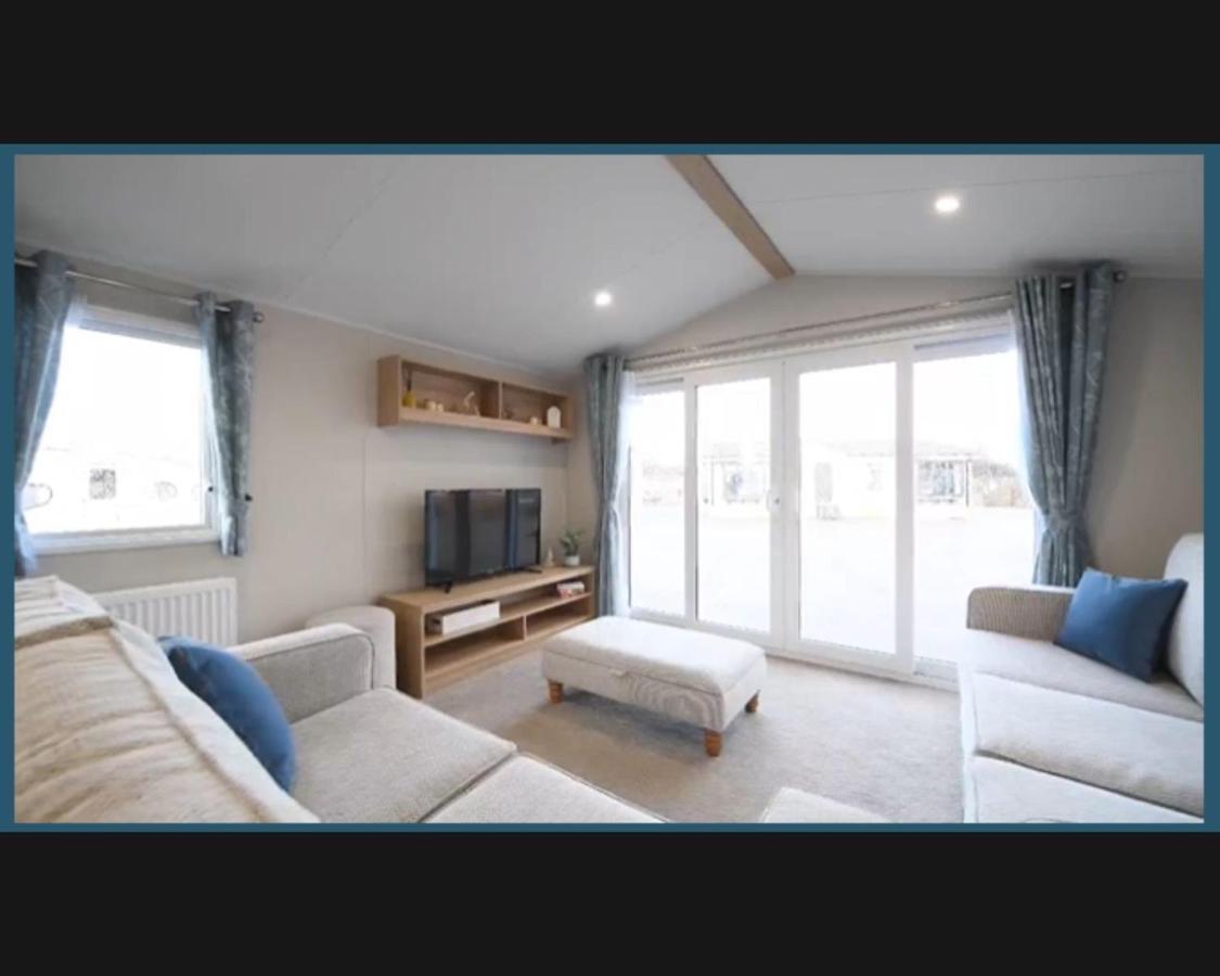 הוילה Exotic 3-Bed Caravan At Newquay Holiday Park מראה חיצוני תמונה