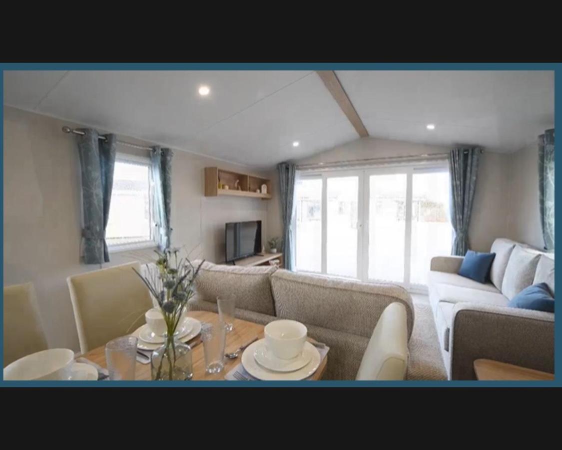 הוילה Exotic 3-Bed Caravan At Newquay Holiday Park מראה חיצוני תמונה