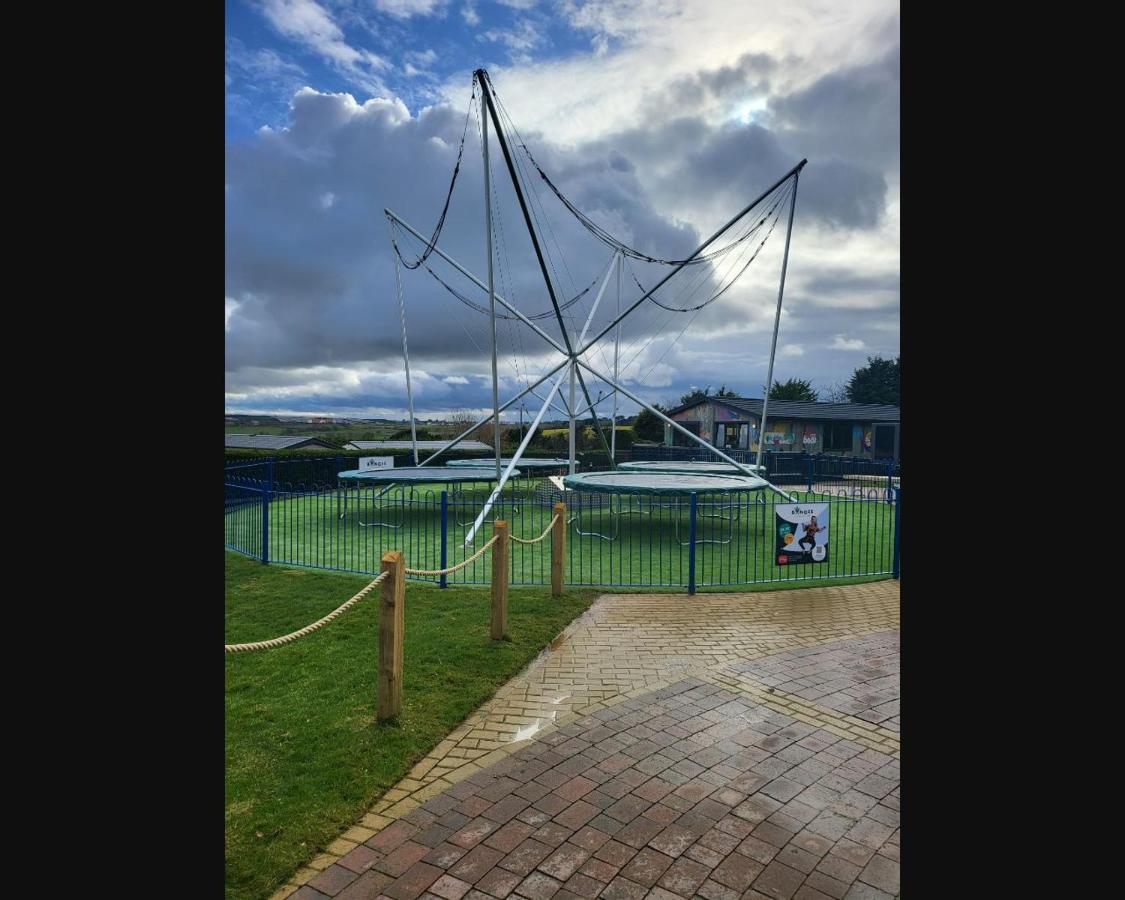 הוילה Exotic 3-Bed Caravan At Newquay Holiday Park מראה חיצוני תמונה