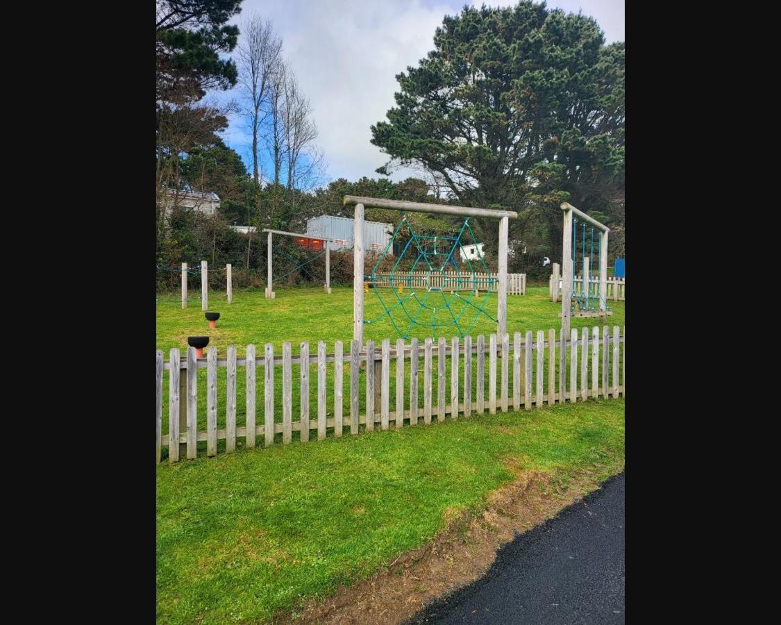 הוילה Exotic 3-Bed Caravan At Newquay Holiday Park מראה חיצוני תמונה
